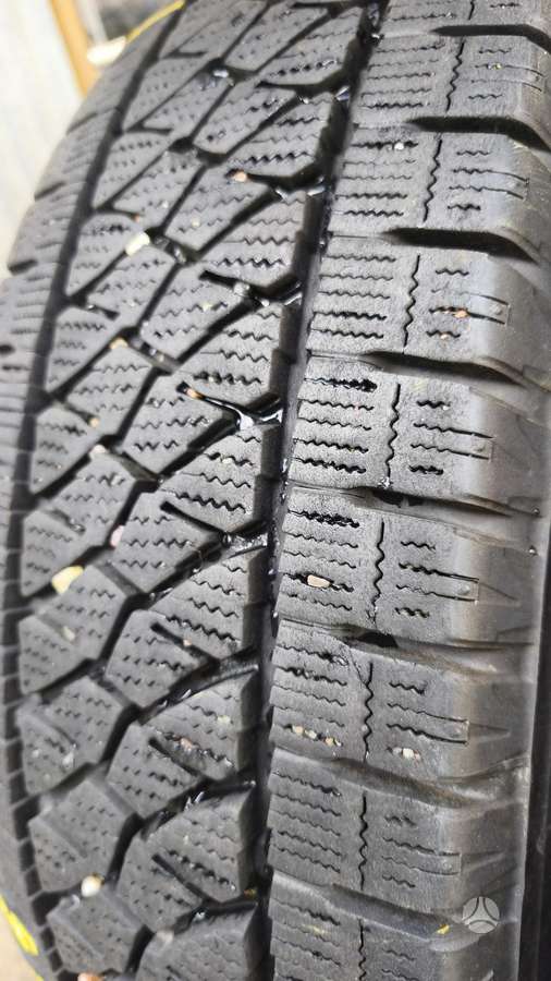 Bridgestone Blizzak w995, winter 205/65 R16