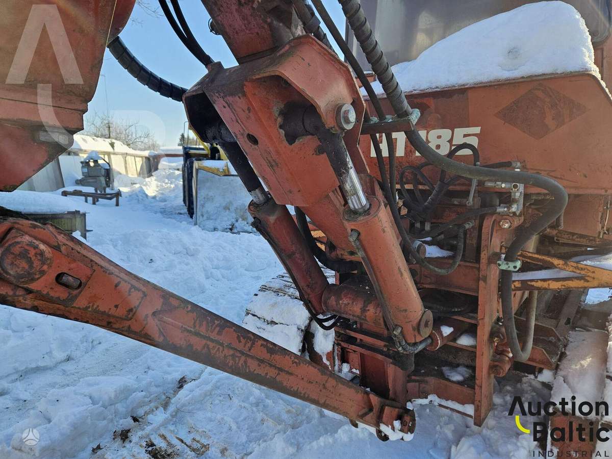 -Kita- Ditch Witch HT 100, экскаваторы
