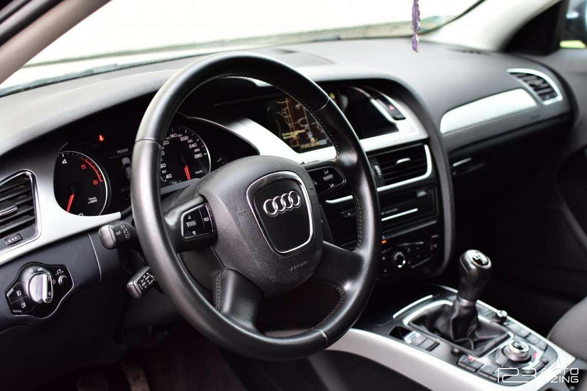 Audi A4, 2.0 l., universalas