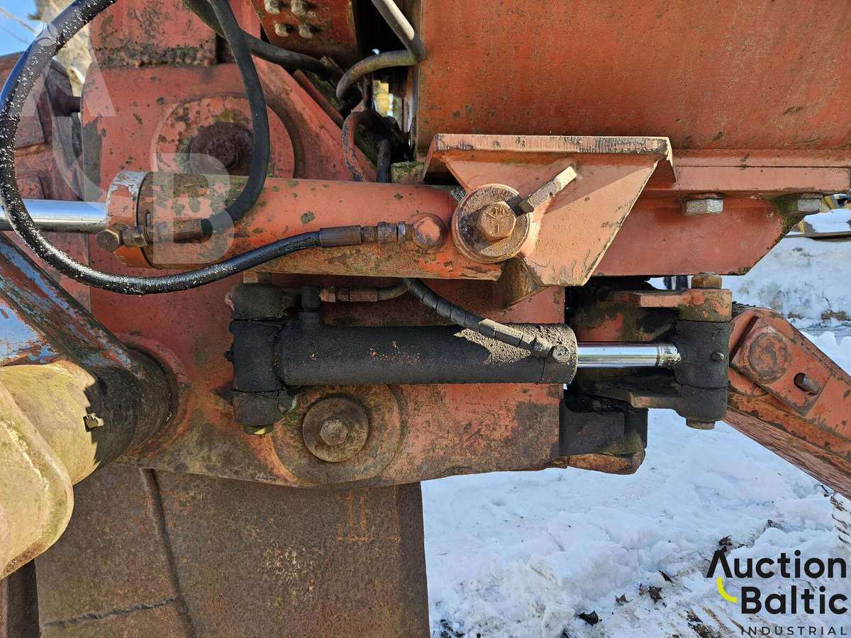 -Kita- Ditch Witch HT 100, экскаваторы