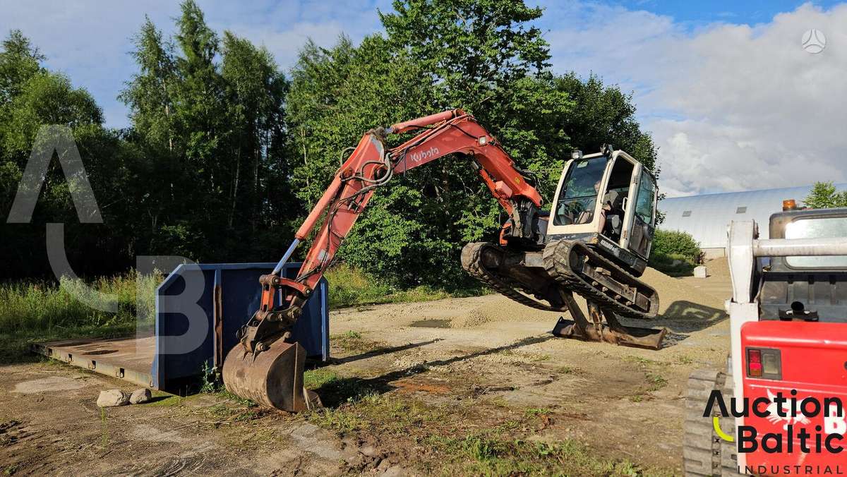Kubota KX 080-3, ekskavatoriai