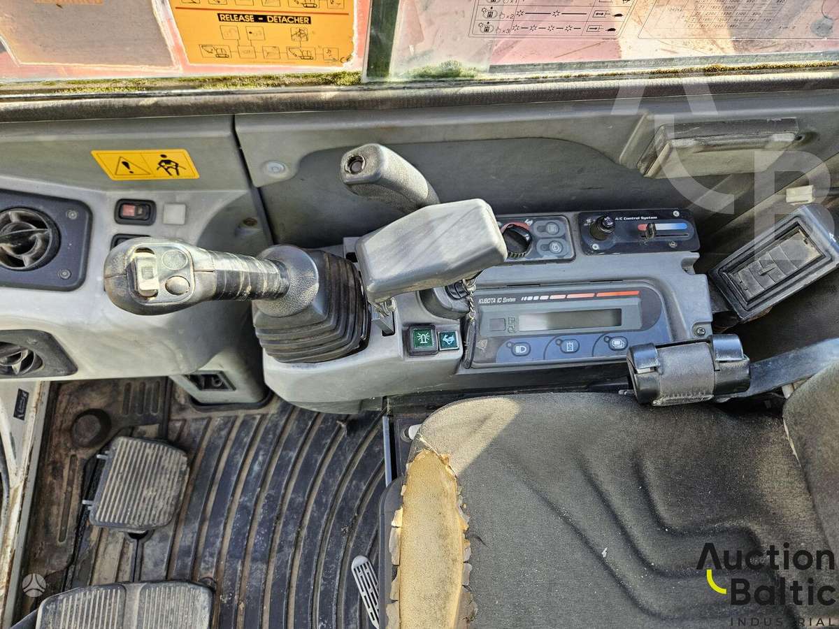 Kubota KX 080-3, ekskavatori
