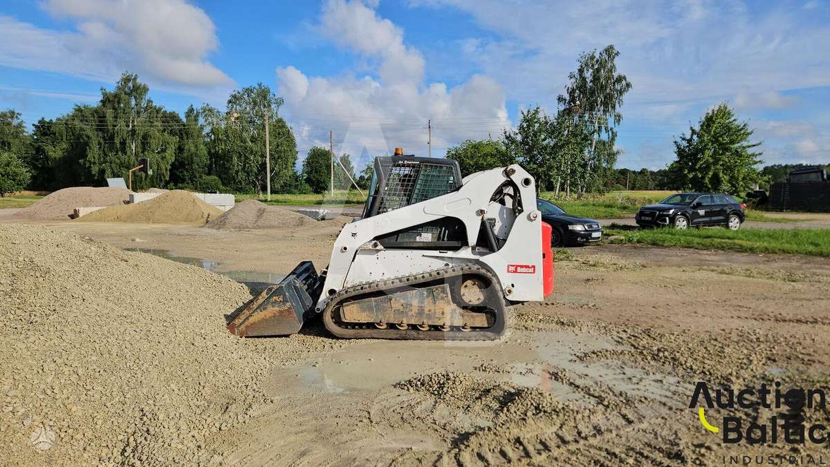 Bobcat T 300, мини-погрузчики