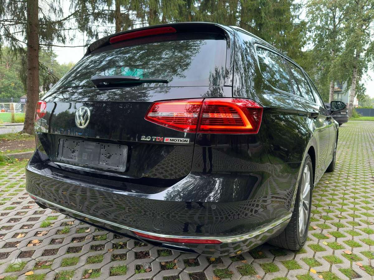 Volkswagen Passat - 9