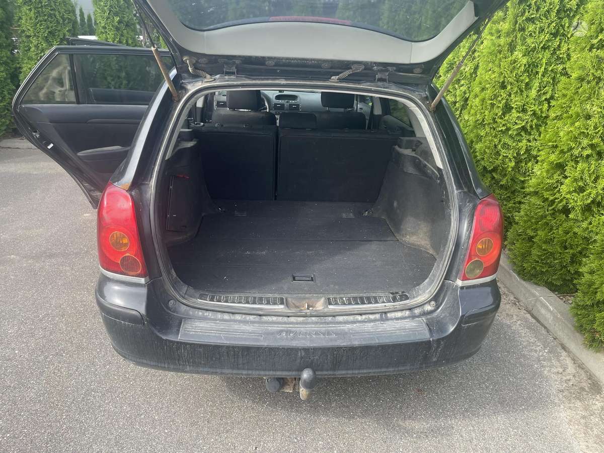Toyota Avensis - 5