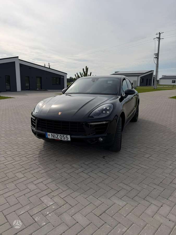 Porsche Macan - 2
