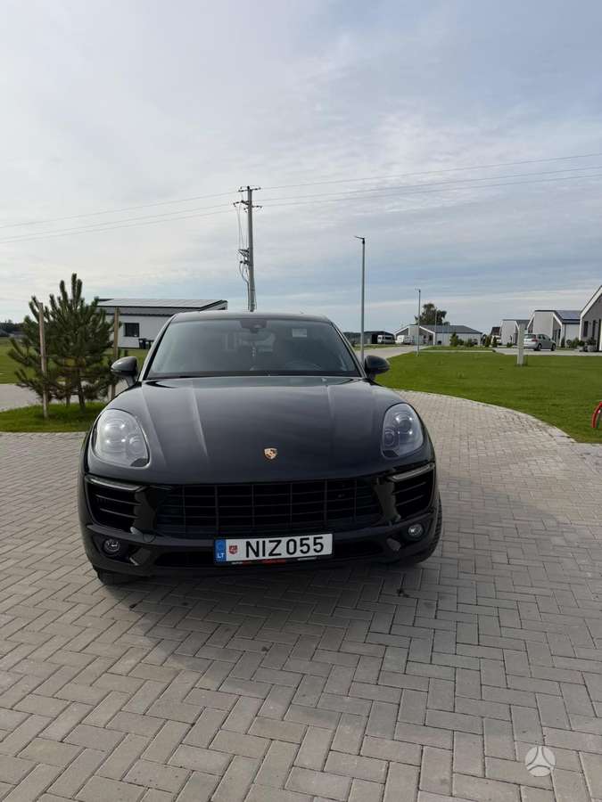 Porsche Macan - 3
