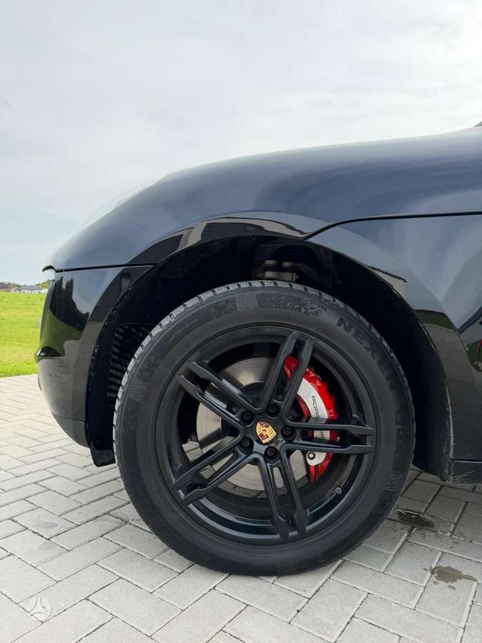 Porsche Macan - 5