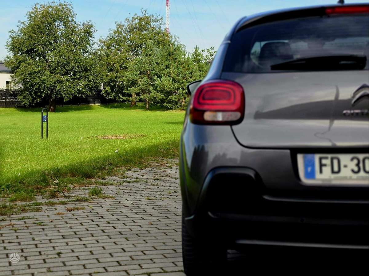 Citroen C3, 1.2 l., hatchback