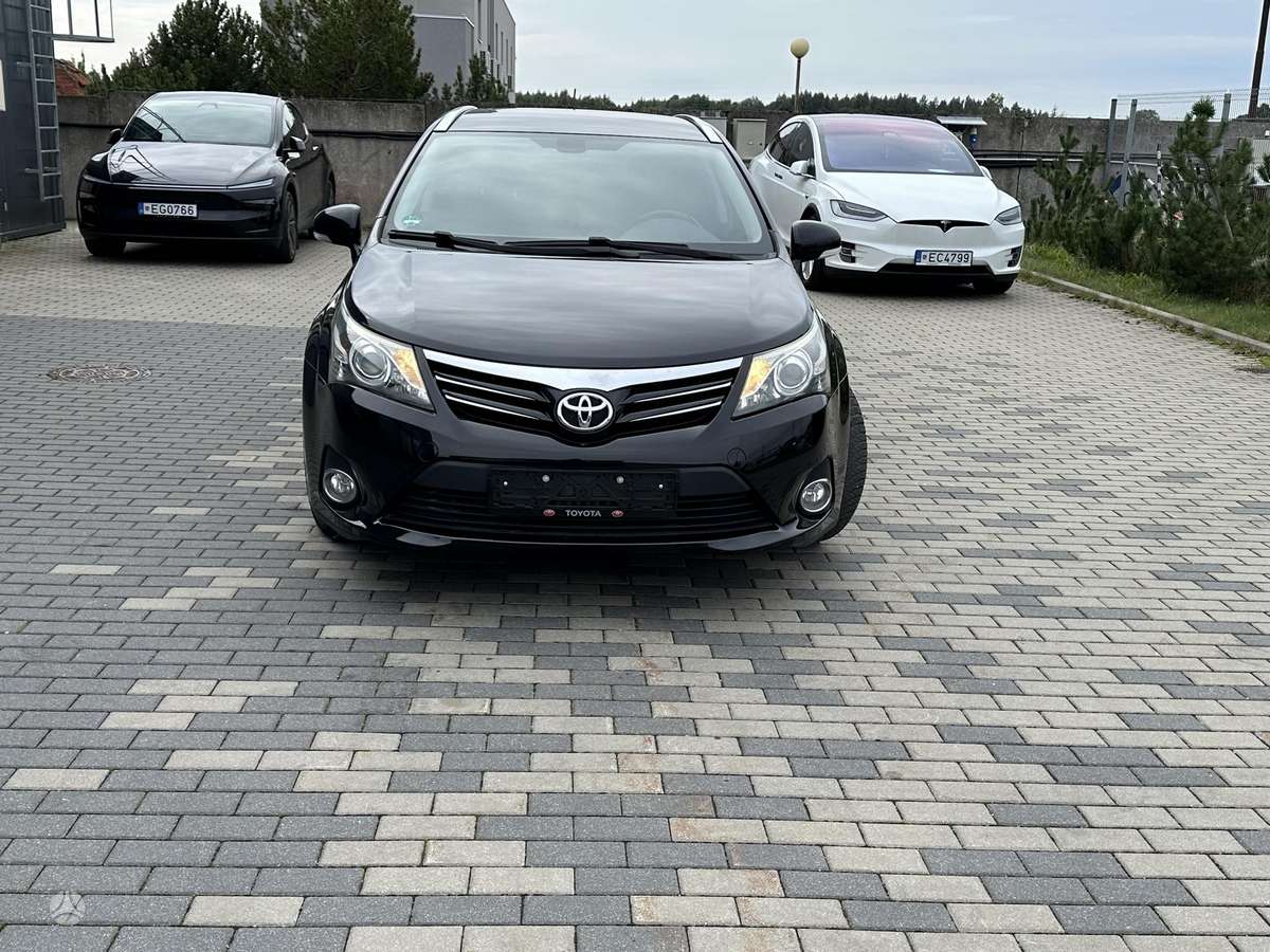 Toyota Avensis - 3
