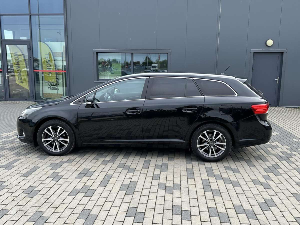 Toyota Avensis - 6