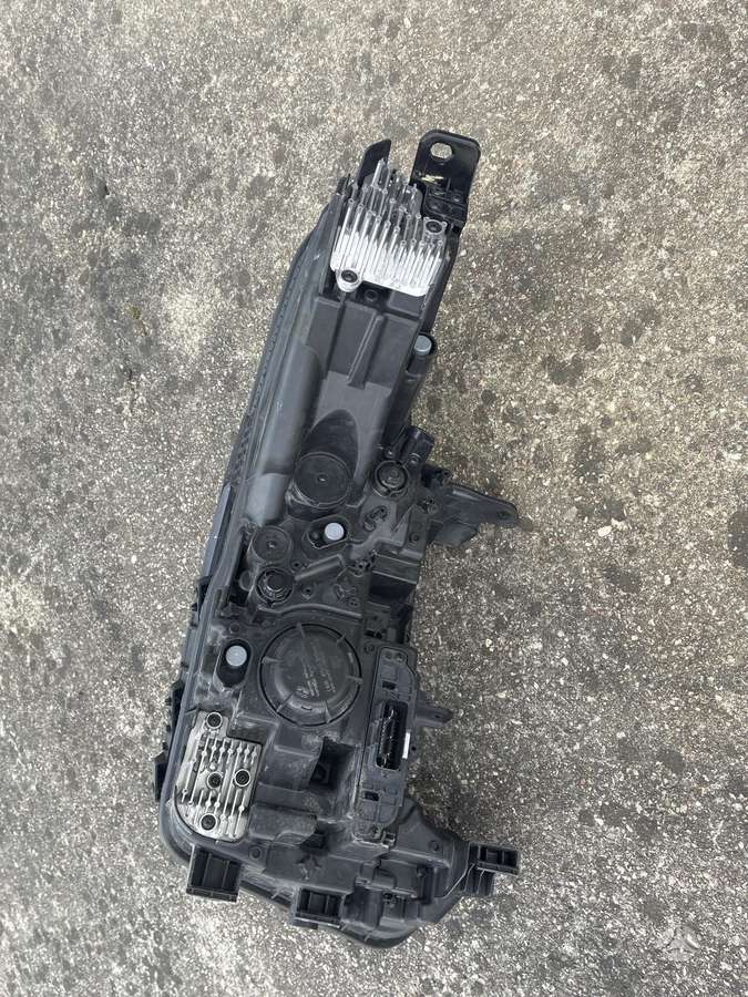 Kia EV9 Itrukes stiklas