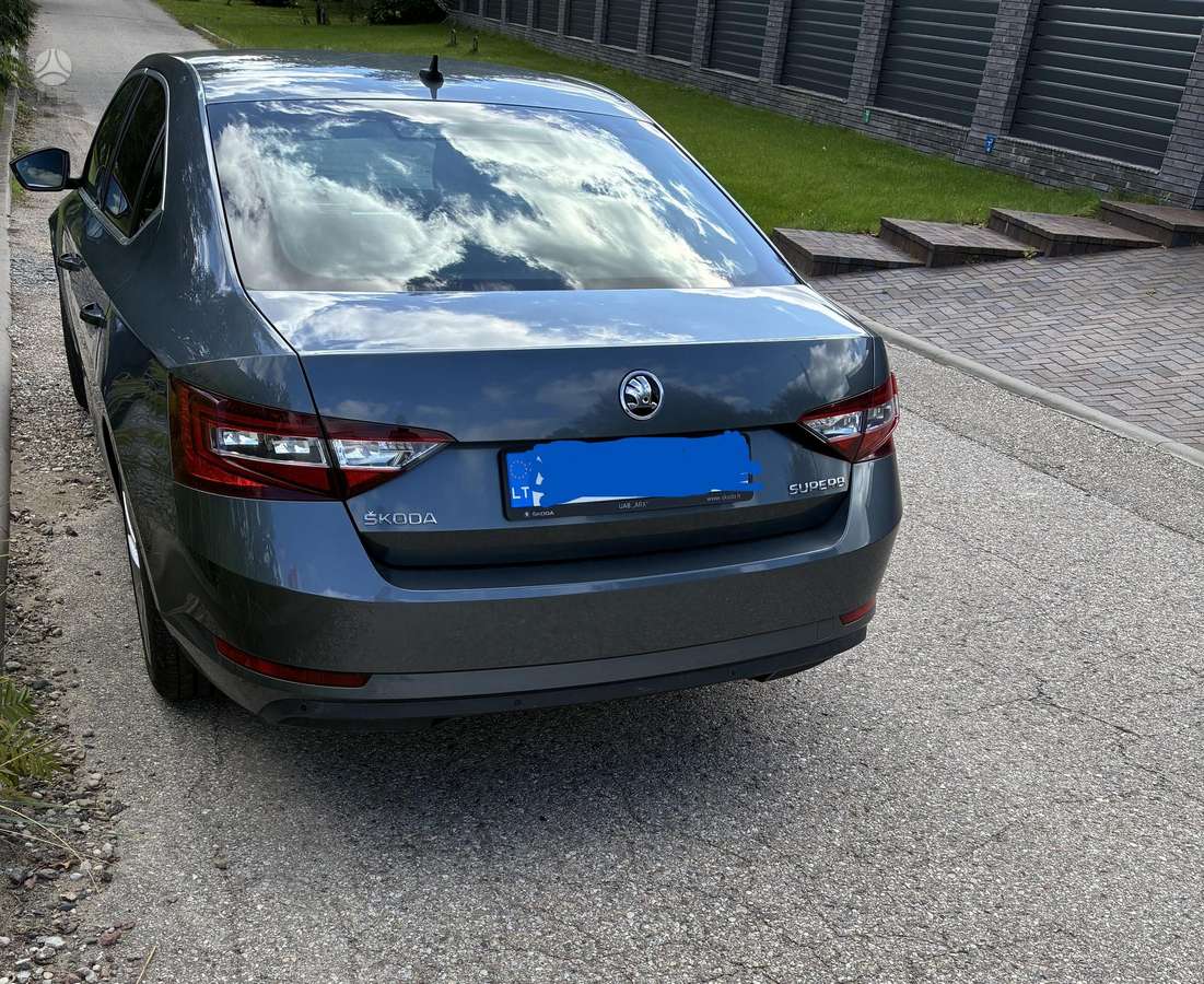 Škoda Superb - 2