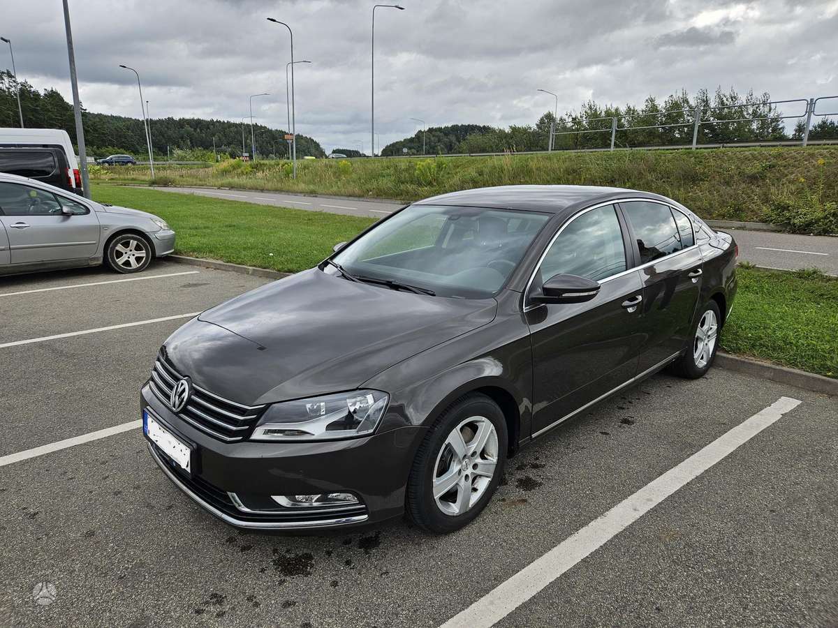 Volkswagen Passat - 5
