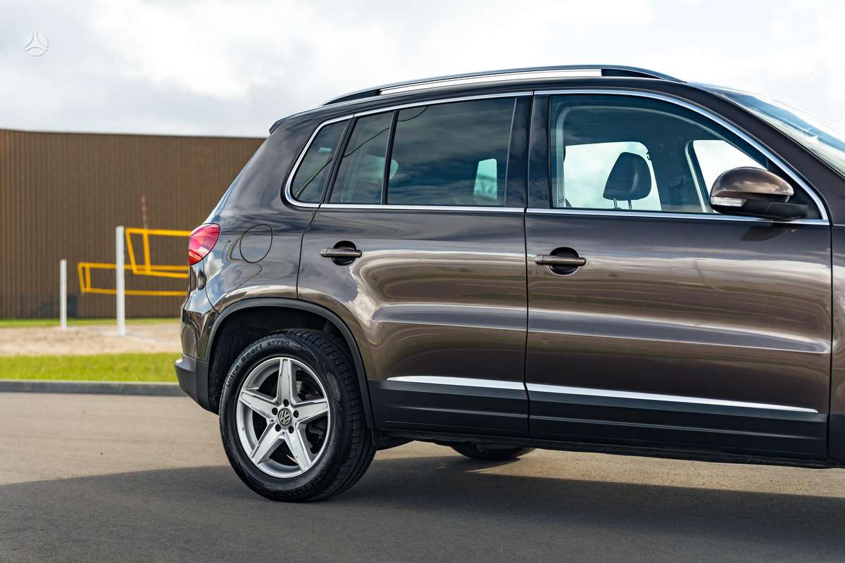Volkswagen Tiguan - 8