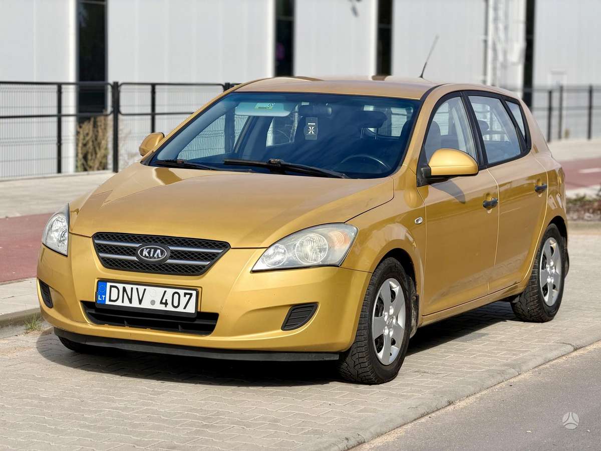 Kia Ceed, 1.6 l., Хэтчбек