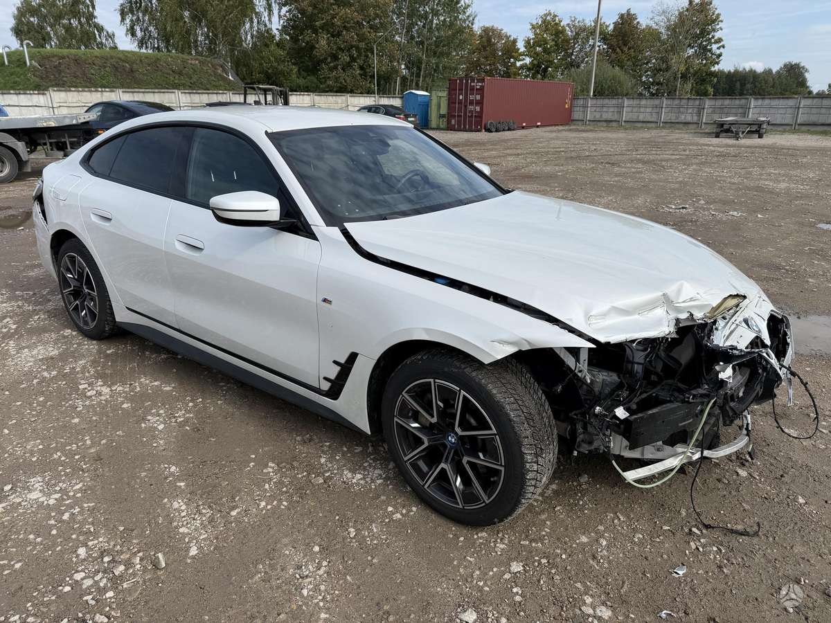 BMW i4, saloon / sedan