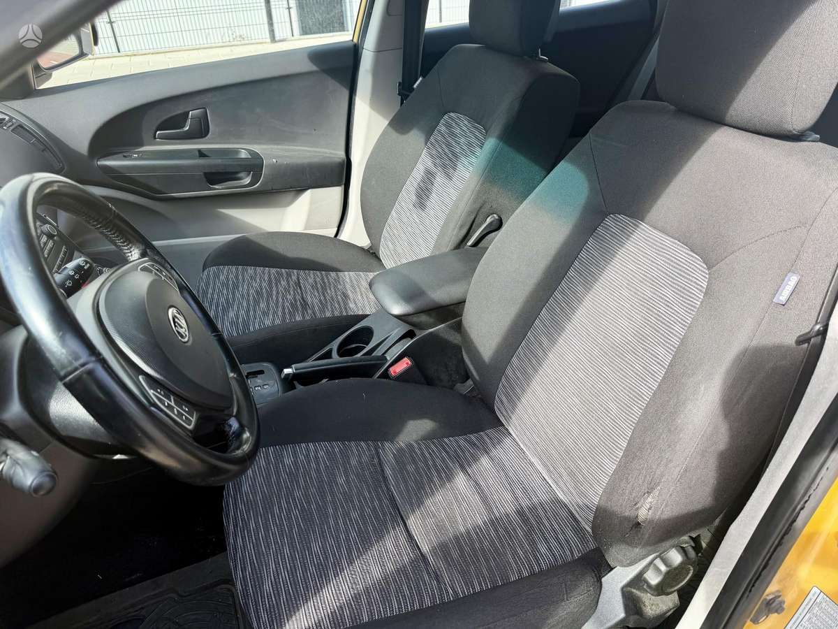 Kia Ceed, 1.6 l., Хэтчбек