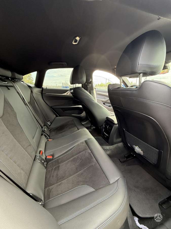 BMW i4, saloon / sedan