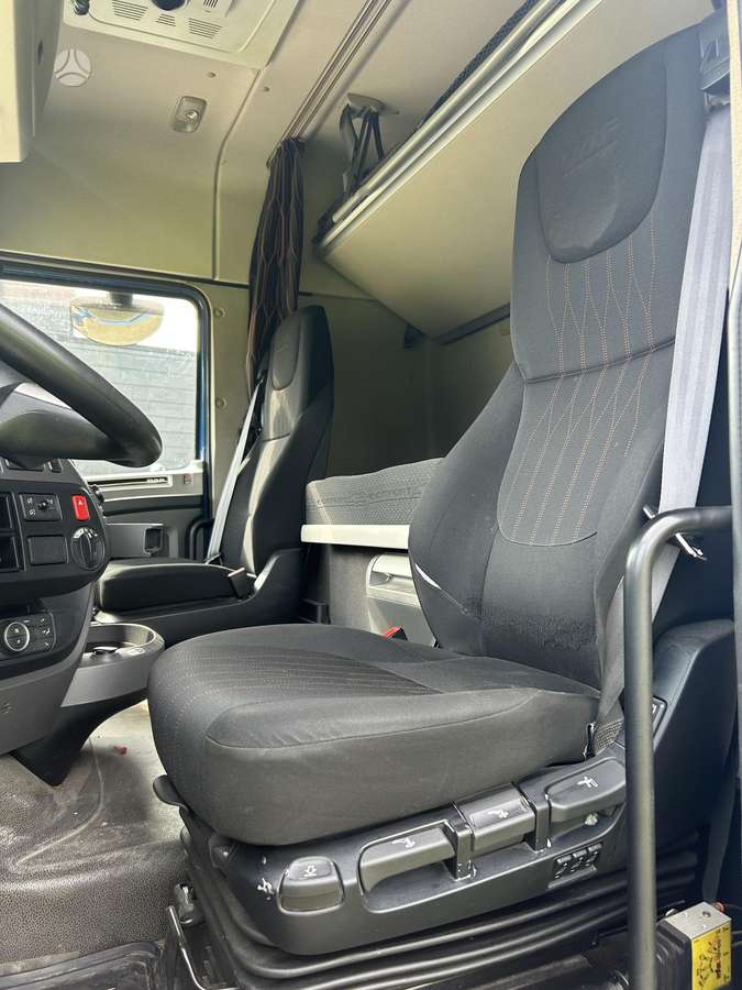 DAF XF450, 2 спальных места