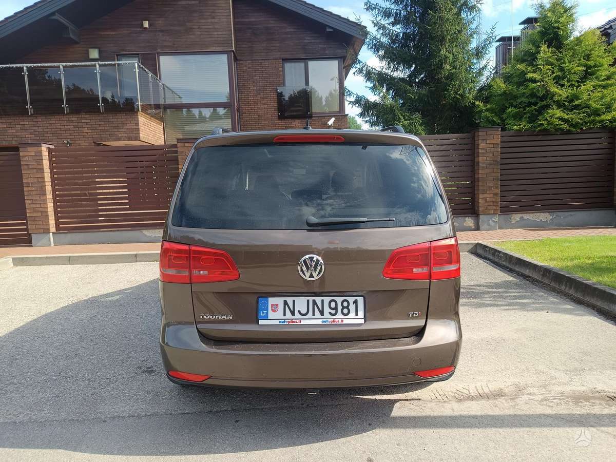 Volkswagen Touran - 6