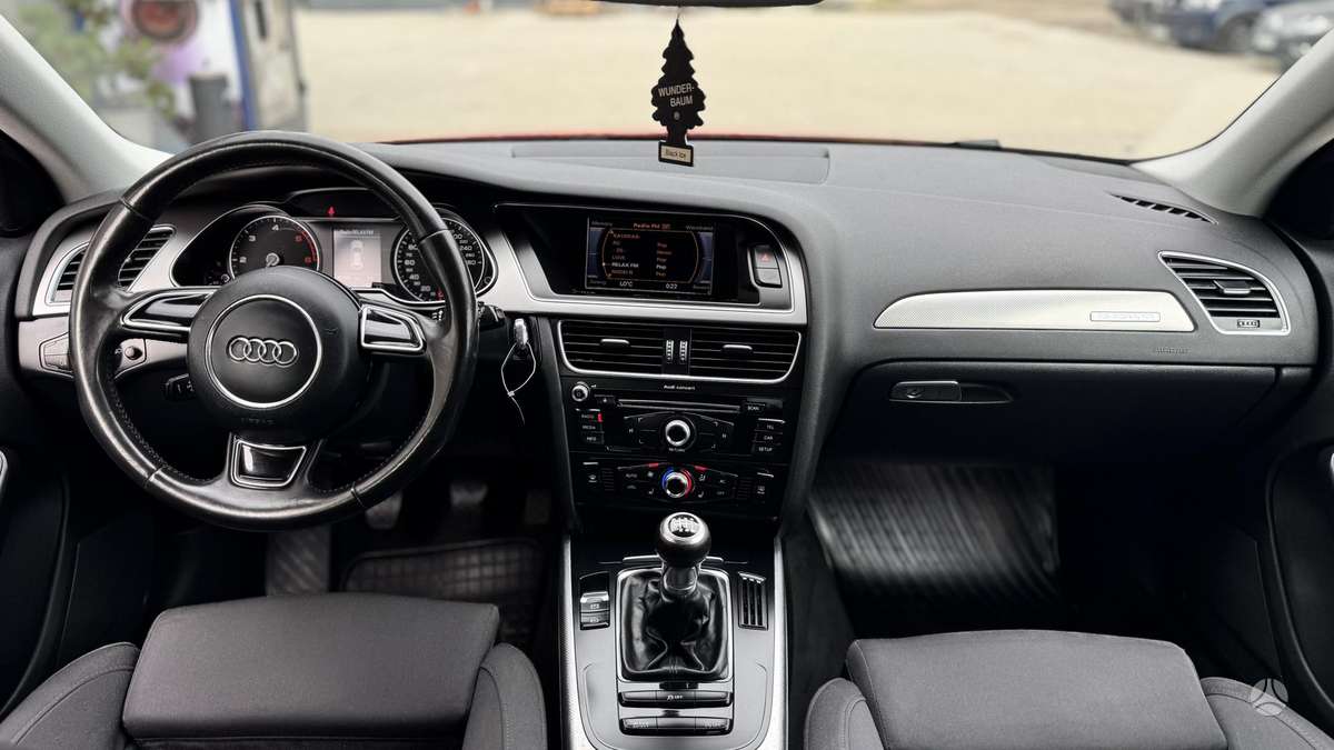 Audi A4, 2.0 l., Универсал