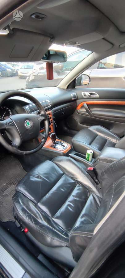 Škoda Superb - 8