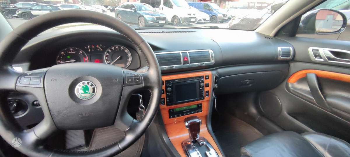Škoda Superb - 12
