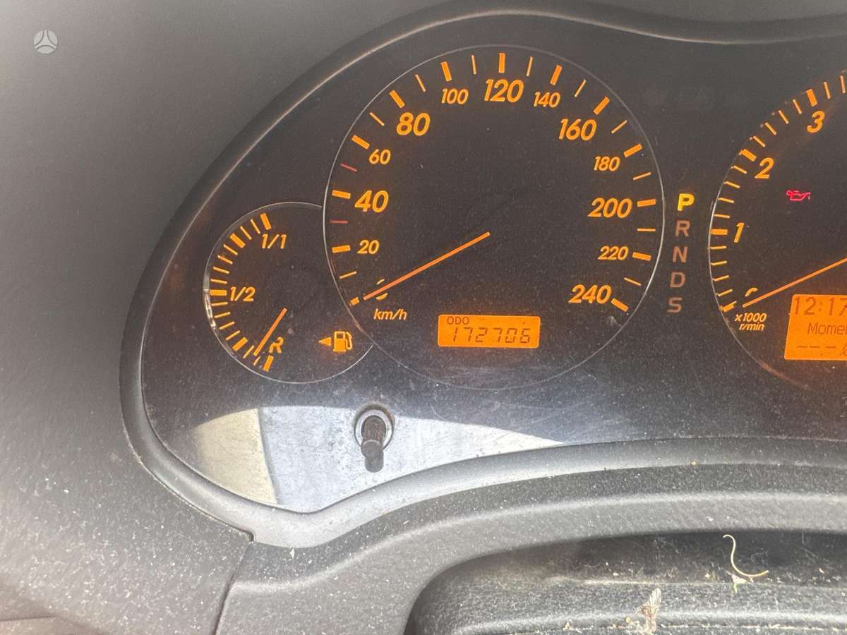 Toyota Avensis - 7