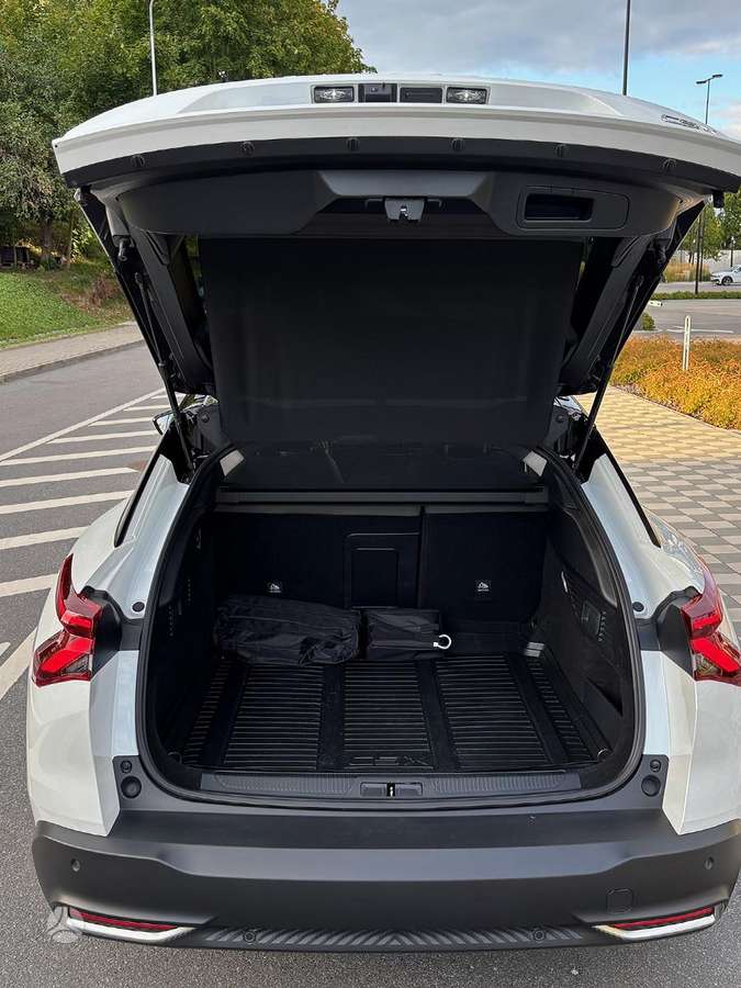 Citroen C5 X, 1.2 l., hatchback