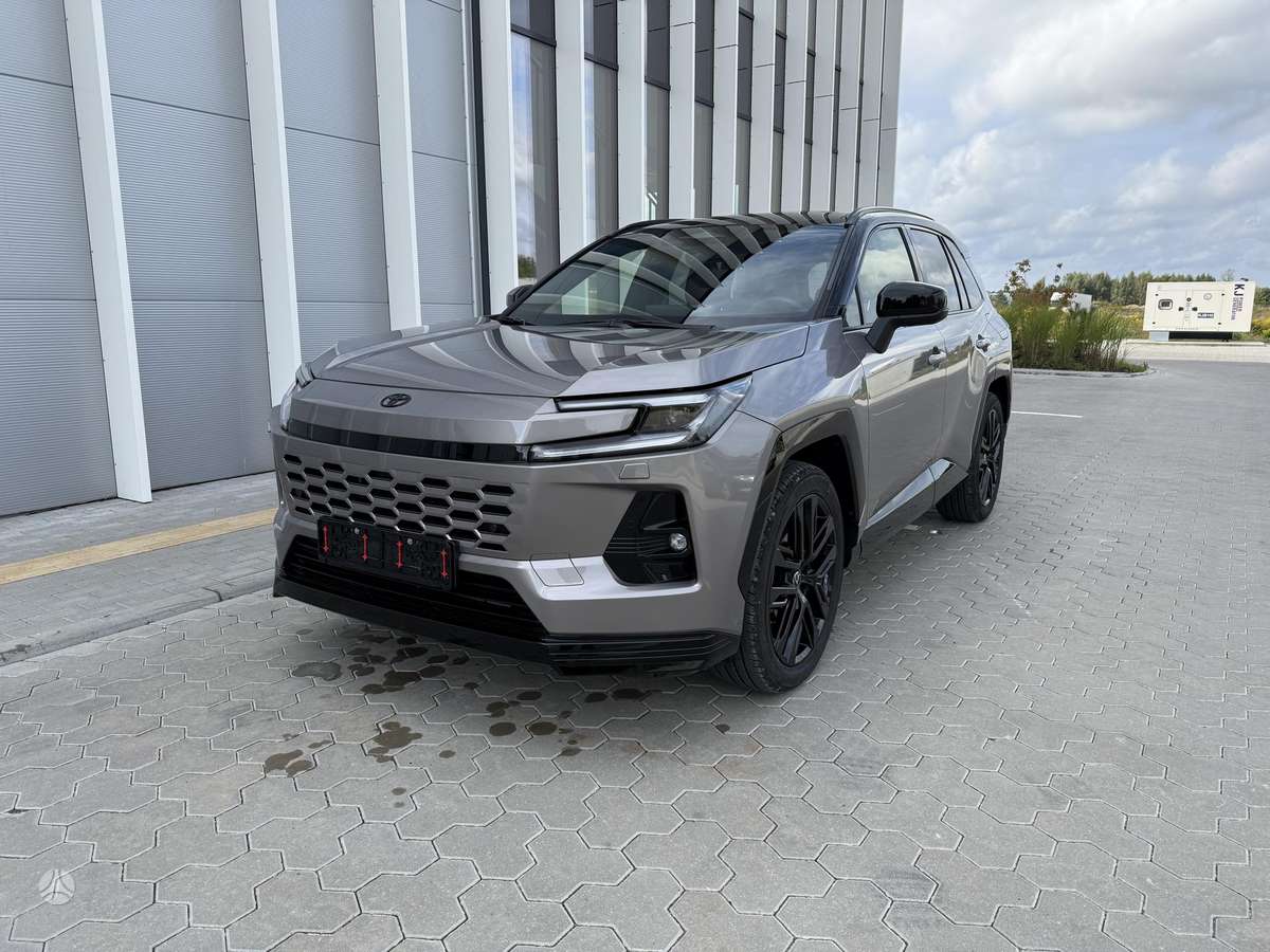 Toyota RAV4 - 1