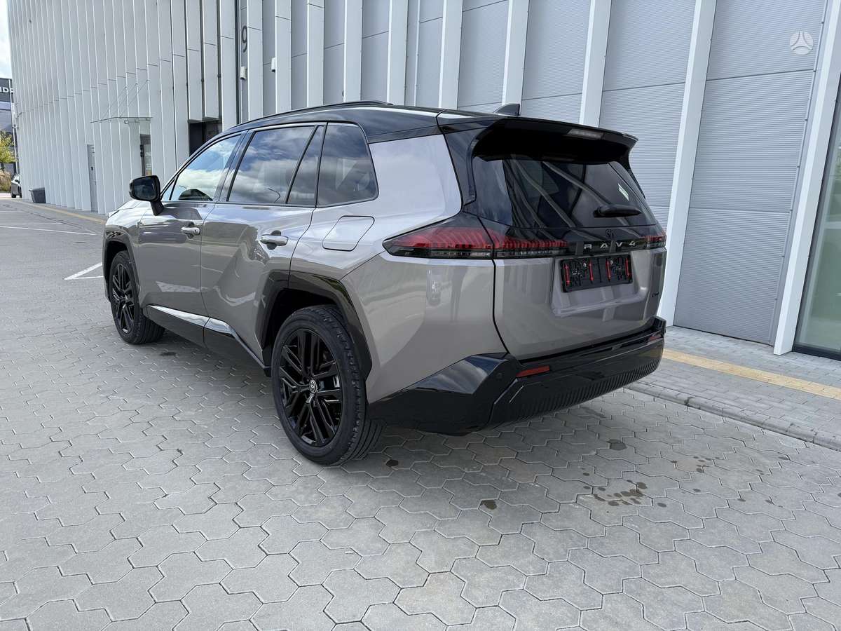 Toyota RAV4 - 3