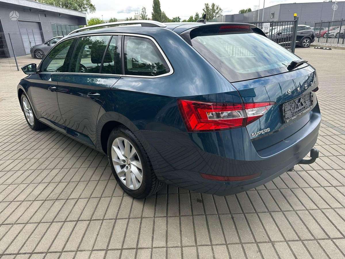 Škoda Superb - 4