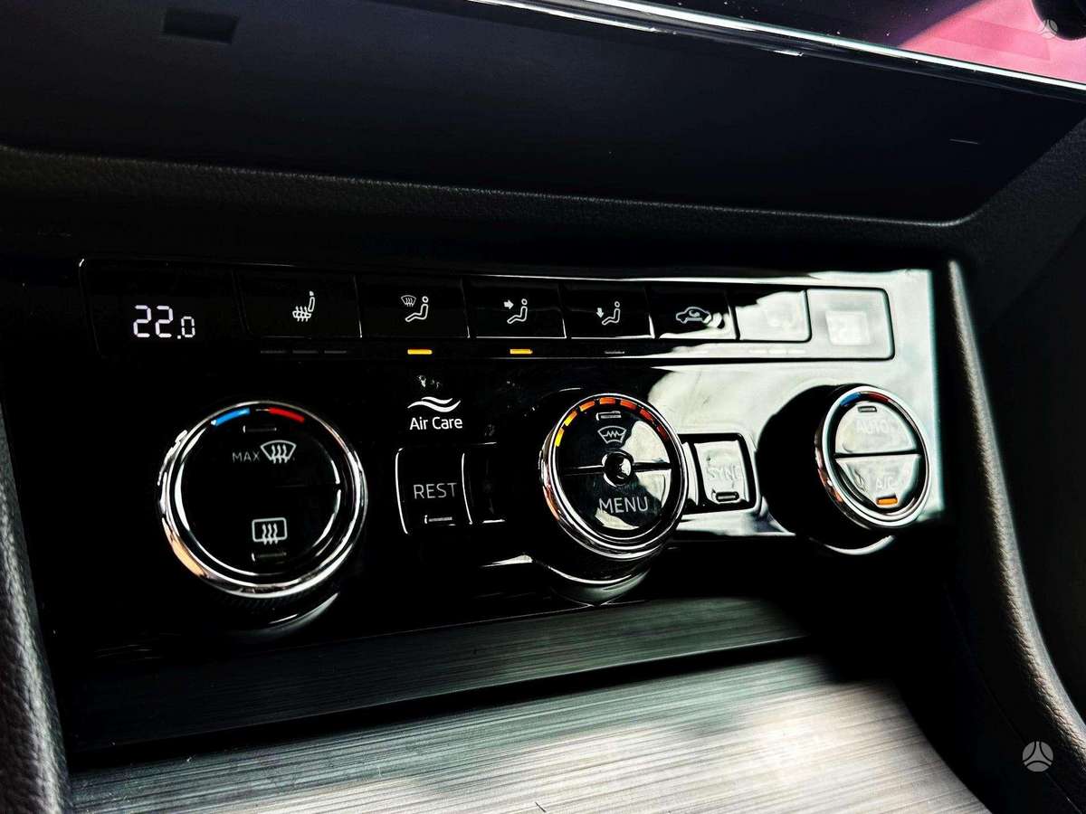 Skoda Superb, 1.5 l., Универсал