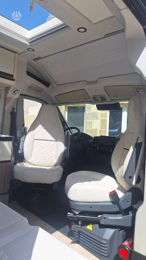 DREAMER D64 SELECT Saphir, campers
