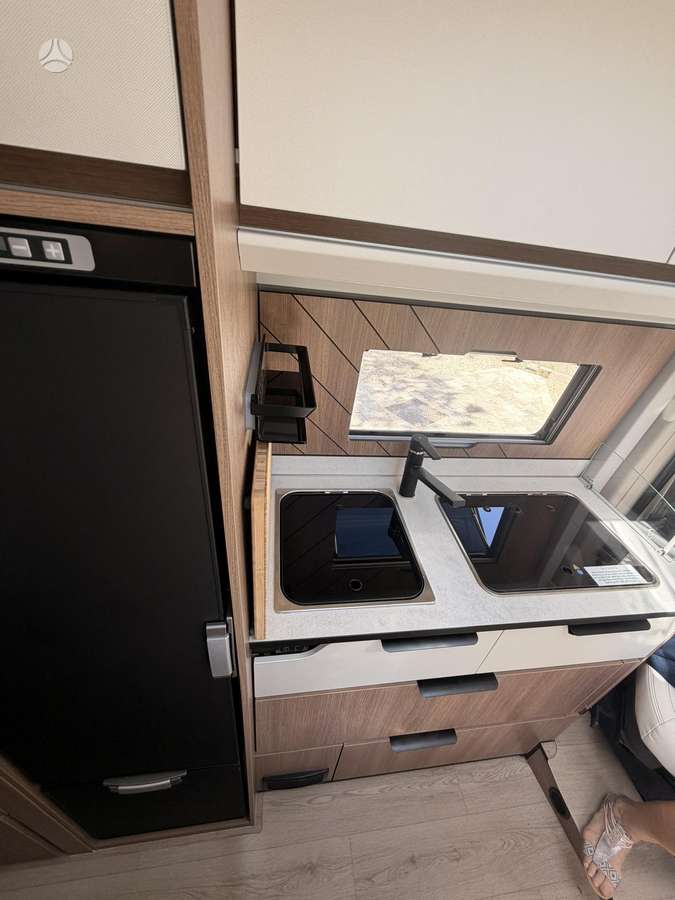 DREAMER D64 SELECT Saphir, campers