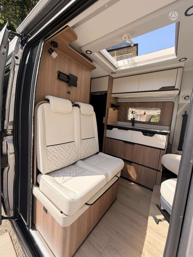 DREAMER D64 SELECT Saphir, campers