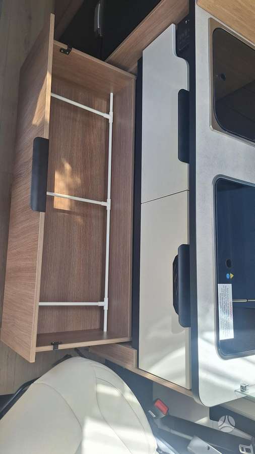 DREAMER D64 SELECT Saphir, campers