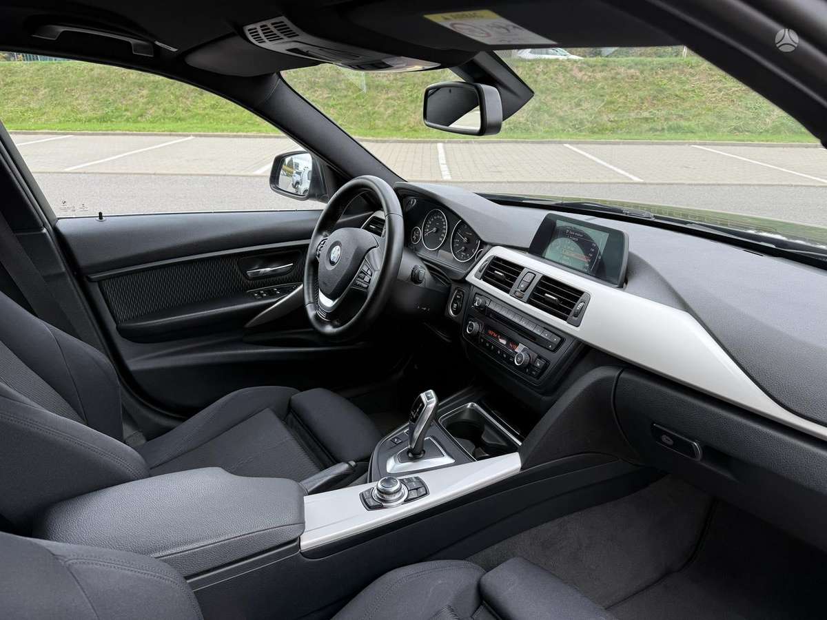 BMW 320, 2.0 l., wagon
