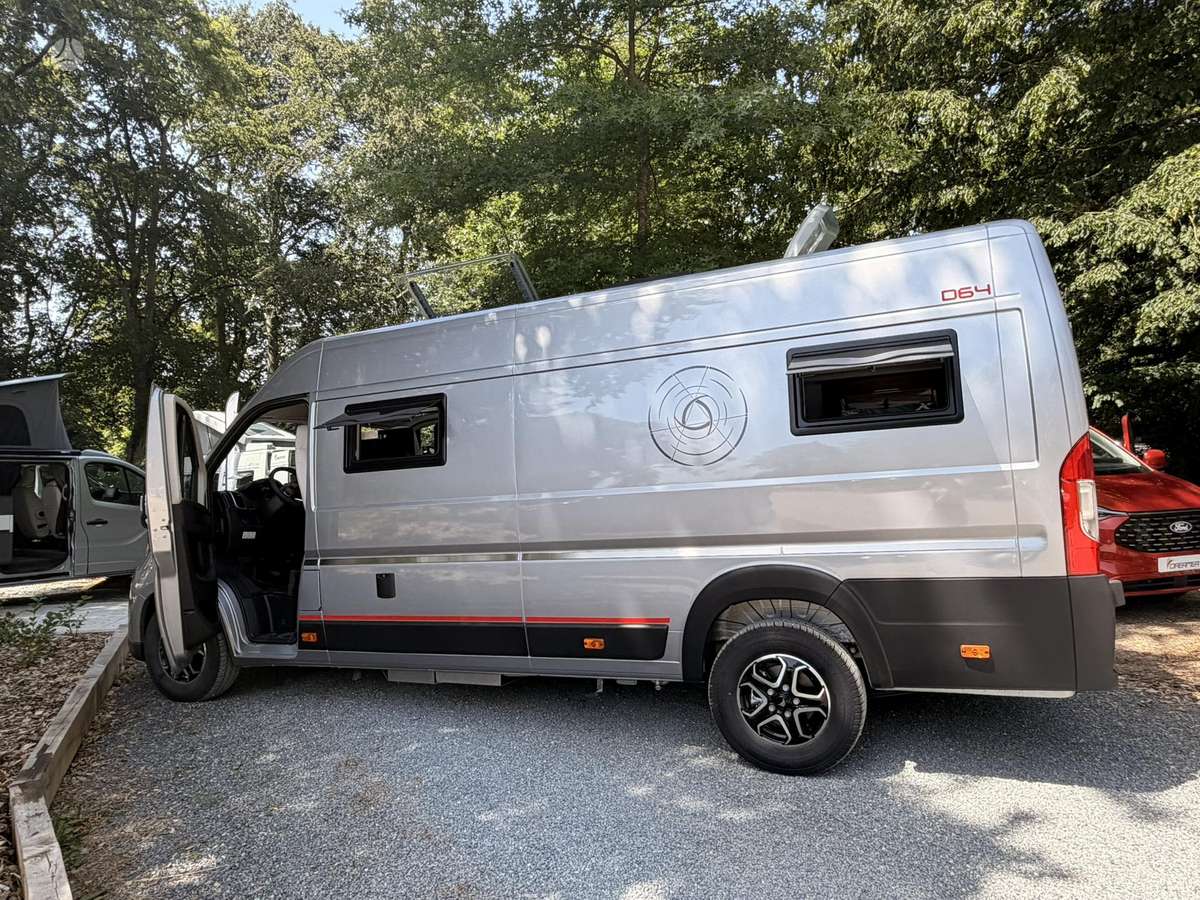 DREAMER D64 SELECT Saphir, campers