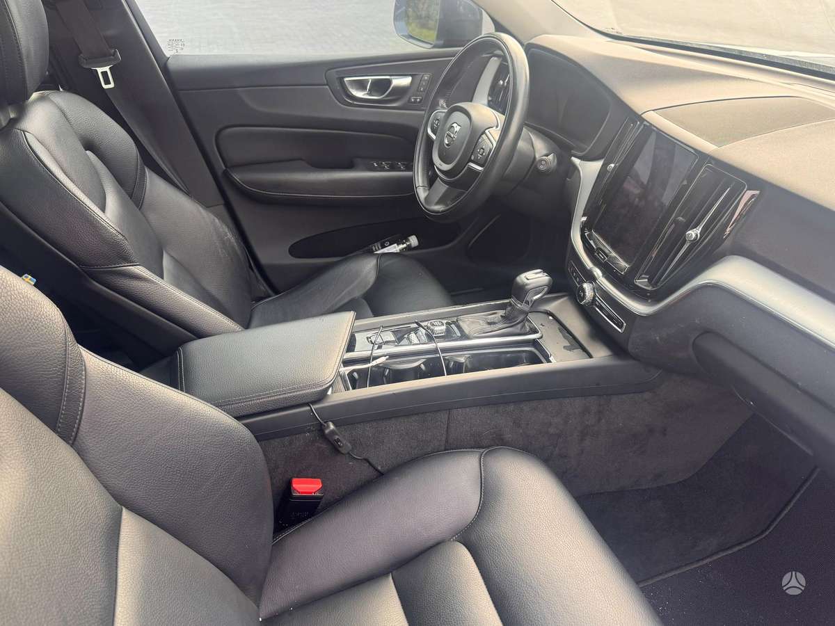 Volvo XC60 - 11