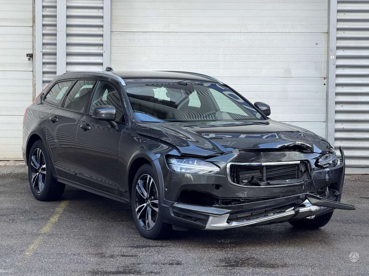 Volvo V90 - 1
