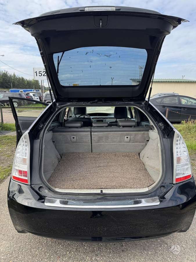 Toyota Prius - 6