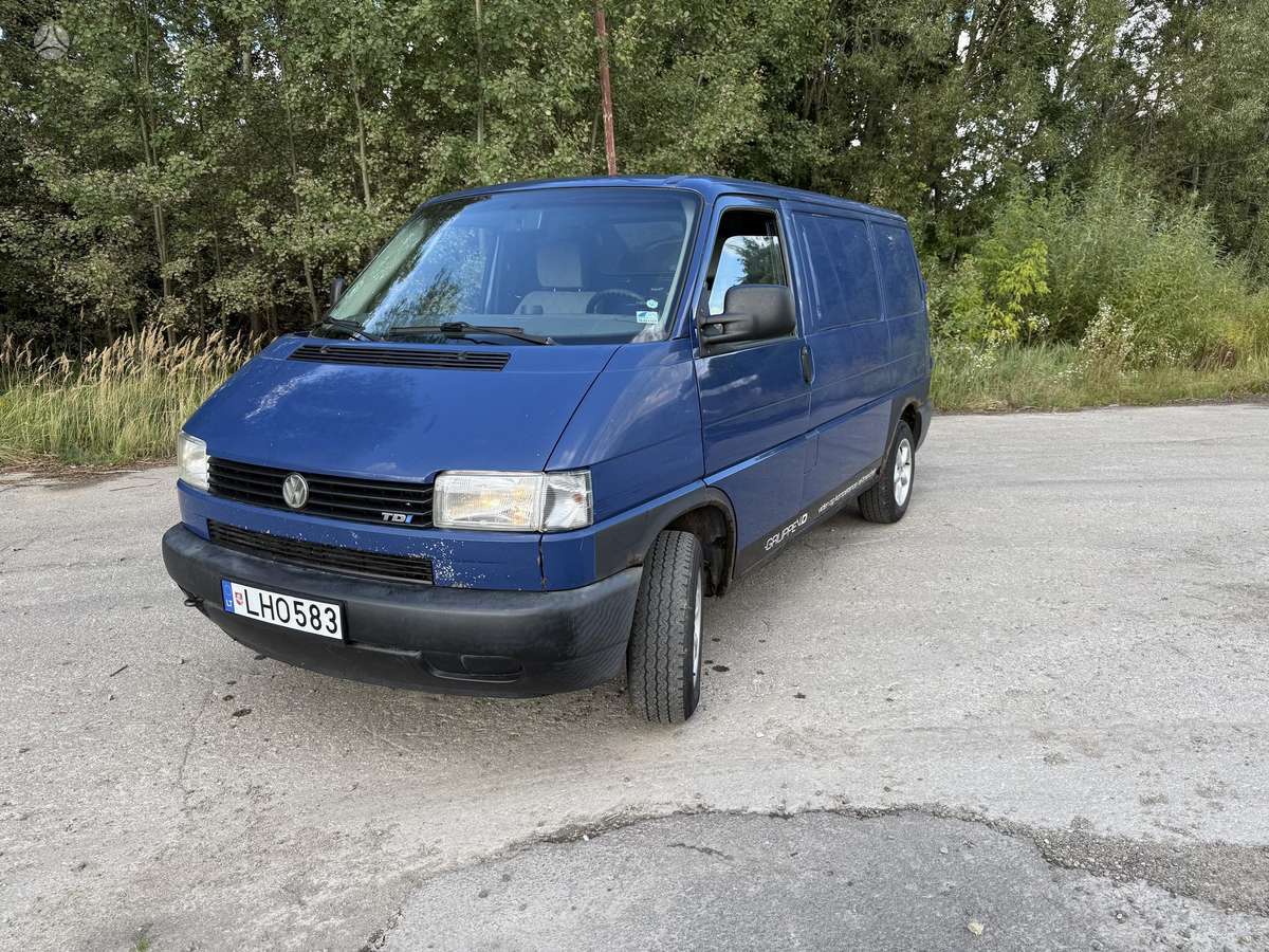 Volkswagen Transporter - 1
