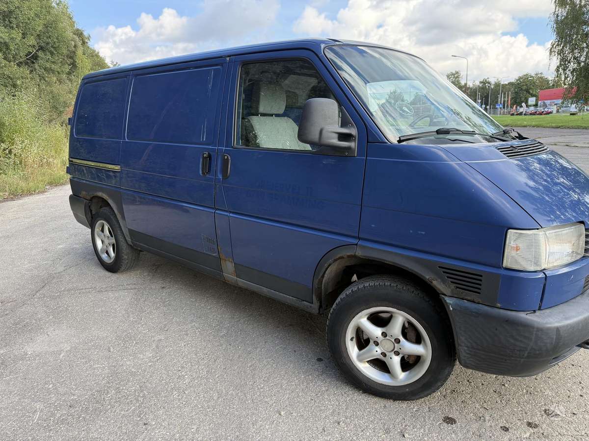 Volkswagen Transporter - 3