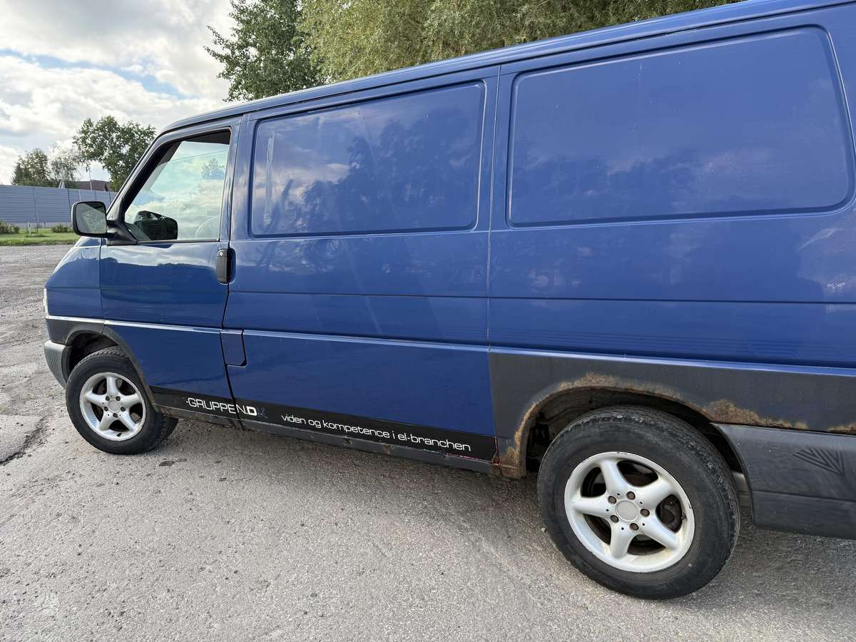 Volkswagen Transporter - 6