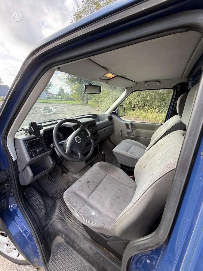Volkswagen Transporter - 8