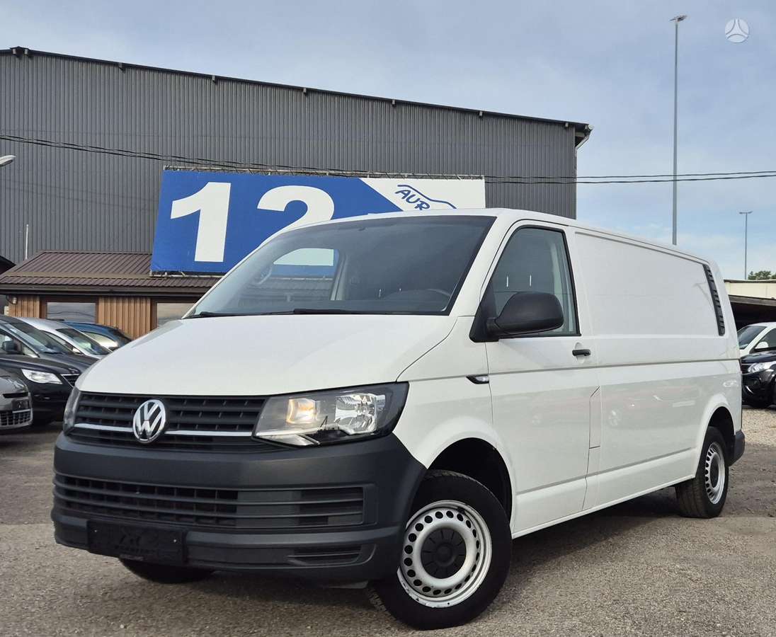 Volkswagen Transporter - 1
