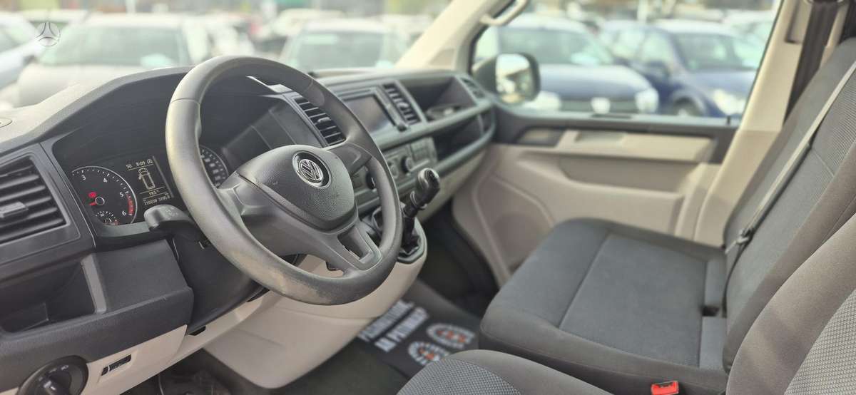 Volkswagen Transporter - 5