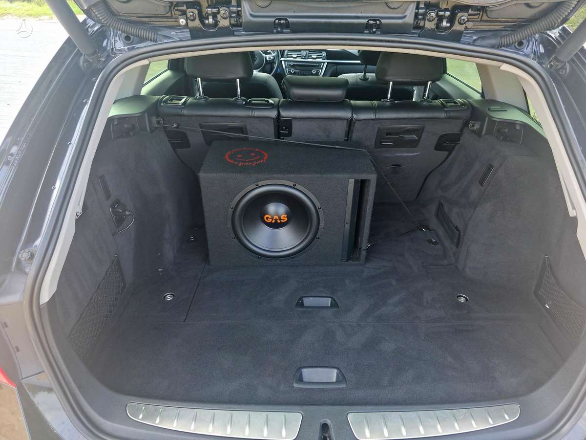 BMW 330, 3.0 l., universalas